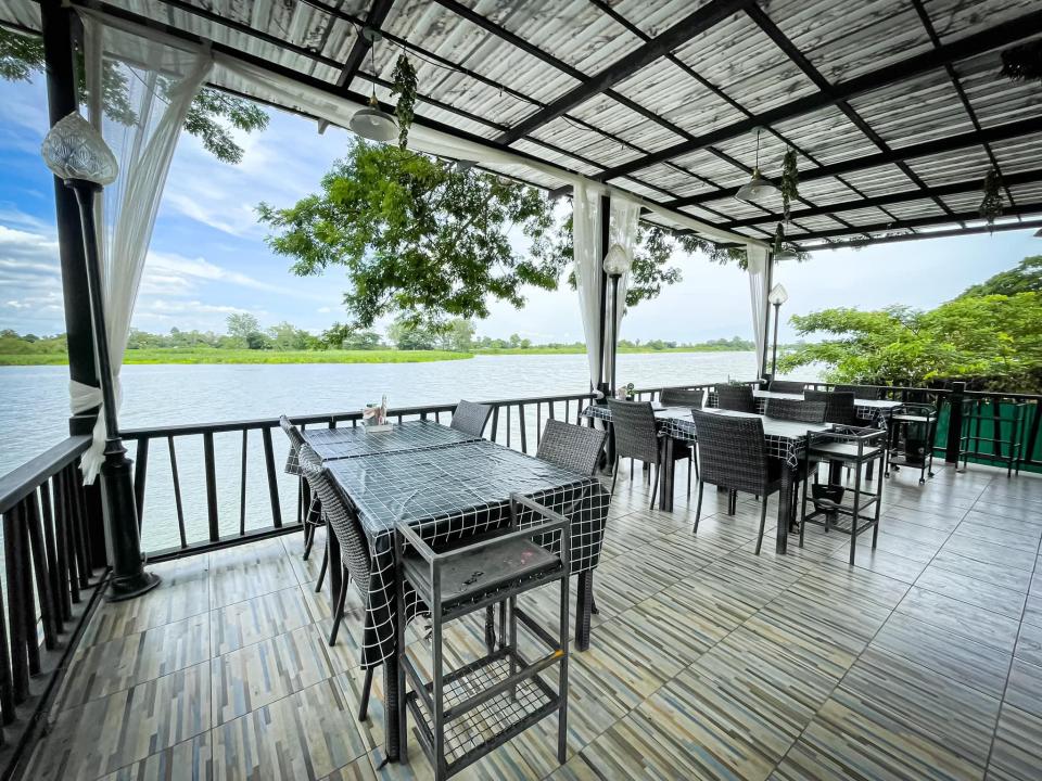 สถานที่ท่องเที่ยวกำแพงเพชร