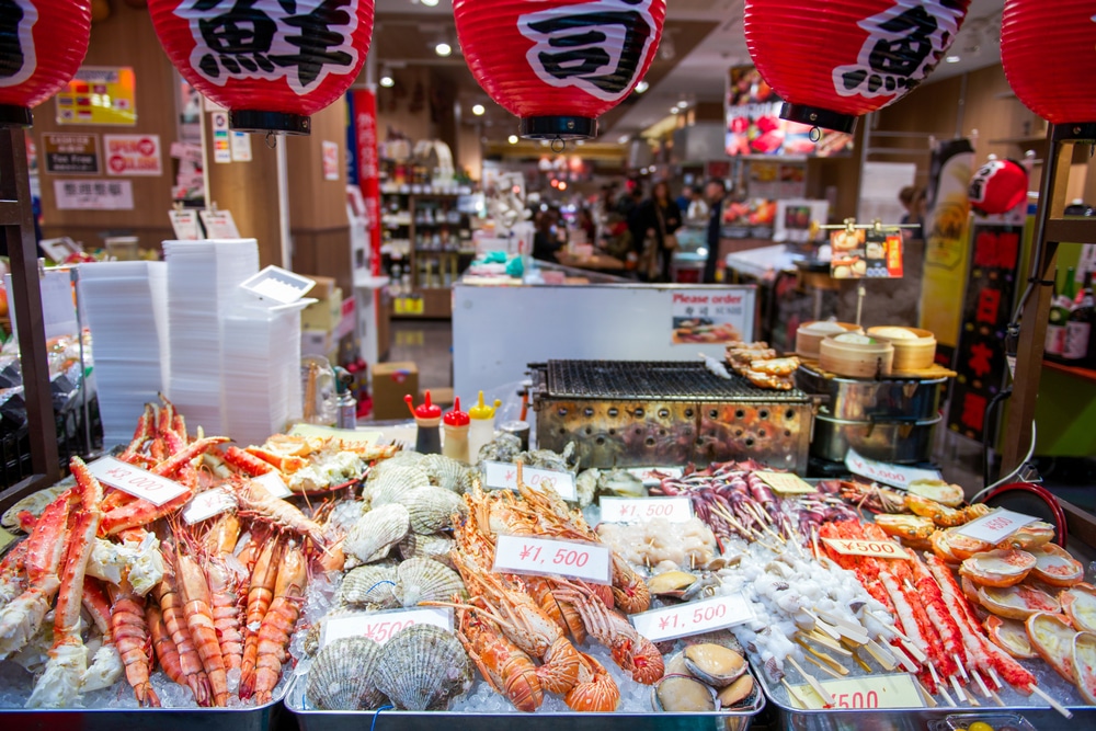 ตลาดอาหารทะเลญี่ปุ่นในโตเกียว - ที่เที่ยวพร้อมสถานที่ท่องเที่ยวรา โอซาก้าที่เที่ยว