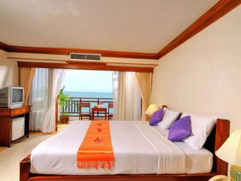 โรงแรมราคาถูกในภูเก็ตพร้อมห้องที่มองเห็นทะเล โรงแรมระยอง โรงแรมระยอง