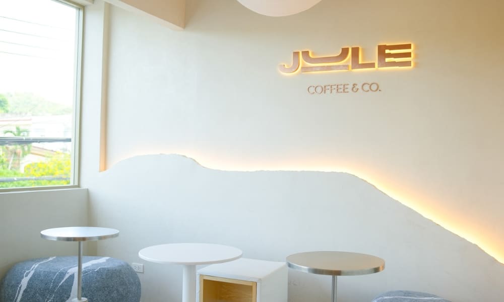 Julie Coffee Co - คาเฟ่ภูเก็ต ร้านกาแฟชั้นนำของภูเก็ต