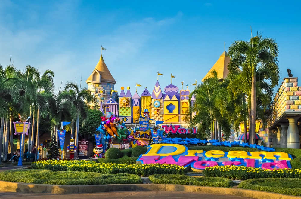 Dreamworld in Disneyland Singapore สถานที่ท่องเที่ยวยอดฮิตในจังหวัดนครนายก เที่ยวภาคกลาง