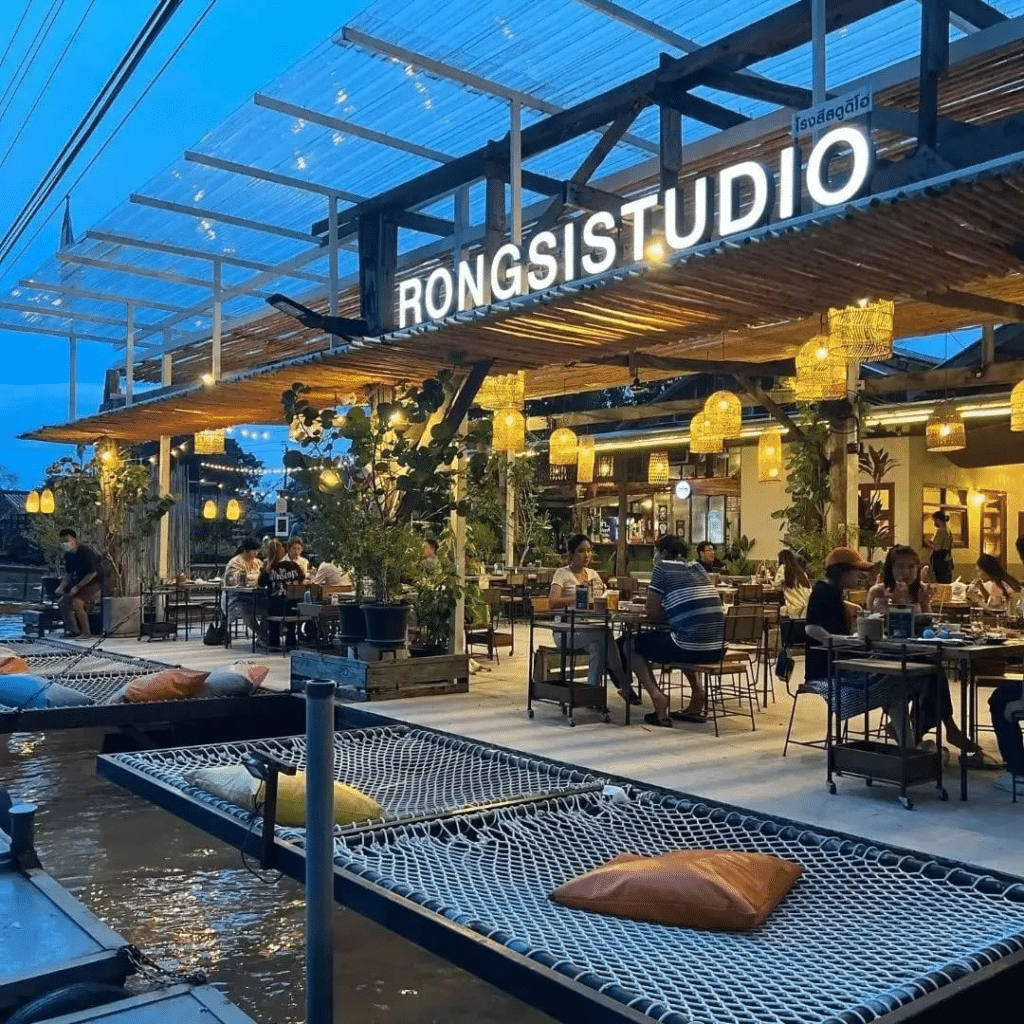 Bongsis studio เกาะเกร็ด ประเทศไทย