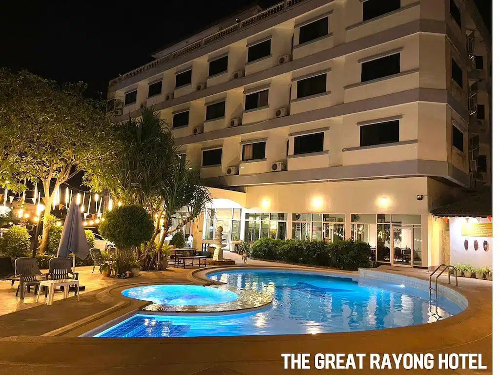 โรงแรม tayong ที่ยอดเยี่ยมที่หาดแม่รำพึงไม่ต้องการที่พักคืน หาดแม่รำพึงที่พัก