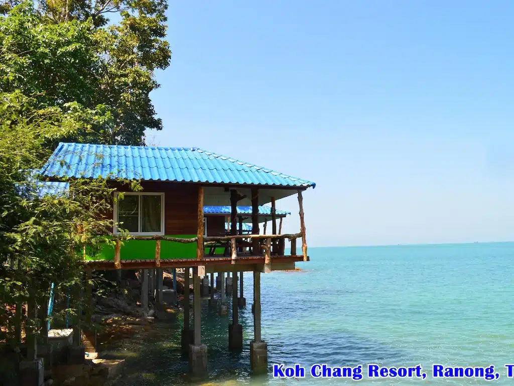 Phk Chang Resort ที่พักริมชายหาดในจังหวัดระนอง ประเทศไทย โรงแรมระนอง 