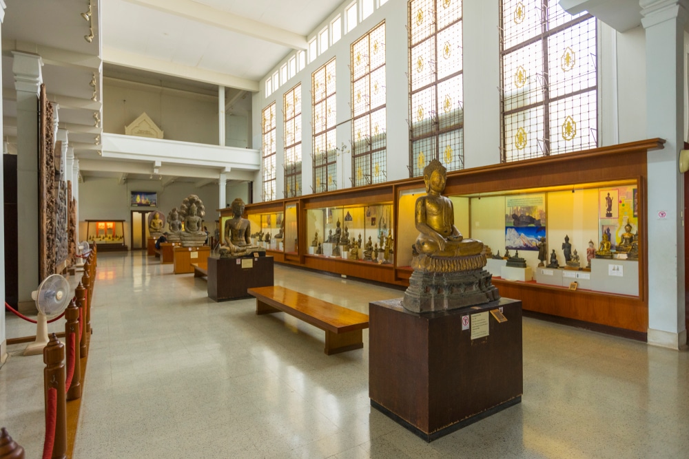 พิพิธภัณฑ์ที่มีการจัดแสดงพระพุทธรูปมากมาย สถานที่ท่องเที่ยวอยุธยา