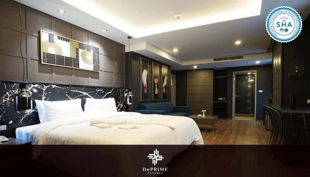 เตียงในห้องที่โรงแรมในเที่ยวราชบุรี โรงแรมในกรุงเทพ