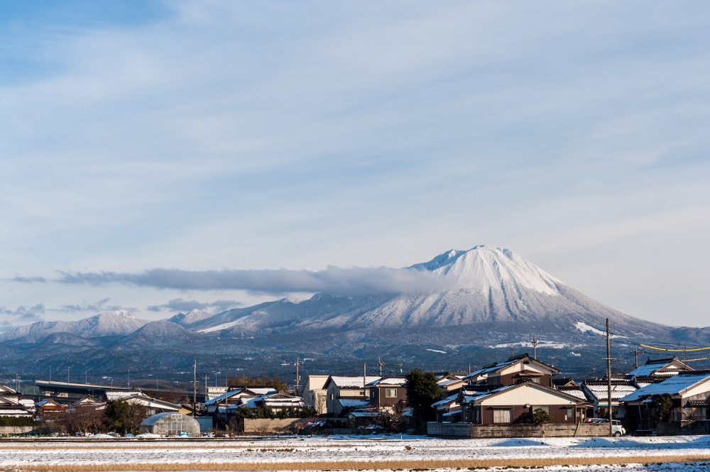 ภูเขาที่ปกคลุมไปด้วยหิมะในญี่ปุ่น ที่เที่ยวญี่ปุ่น
