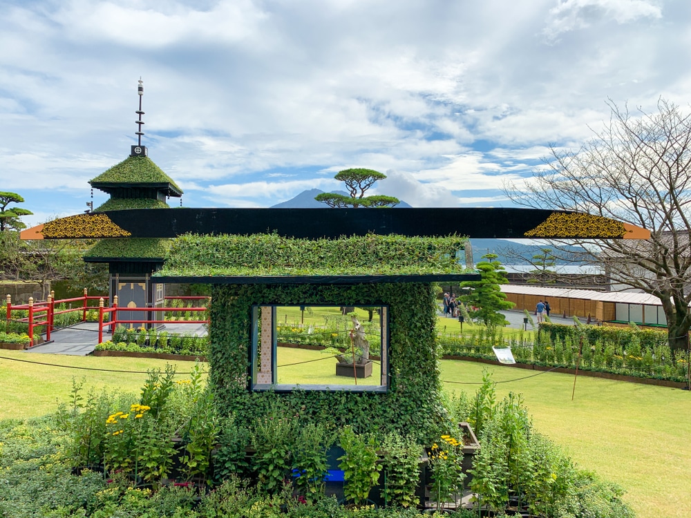 โครงสร้างไม้กลางสวนในราชบุรีที่เที่ยว สถานที่ท่องเที่ยวญี่ปุ่น
