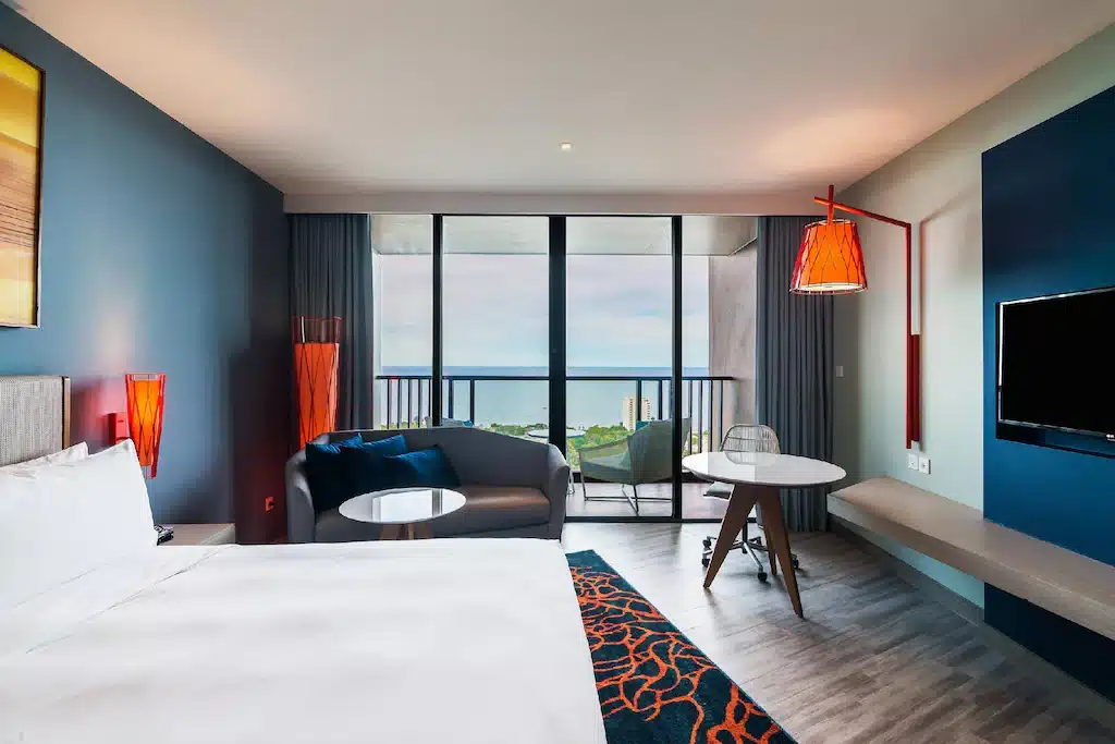 ห้องพักโรงแรมทันสมัยพร้อมวิวมหาสมุทร ชมสวยๆใกล้กรุงเทพ ที่พักใกล้กรุงเทพ